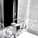 אכסניה Quartier Casco Viejo בילבאו